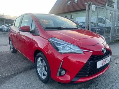 TOYOTA YARIS 1.5 Dual VVT-iE Style 10.000KM NAVI TOLATÓKAMERA ALUFELNI MULTIKORMANY SÁVTARTÓ USB