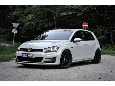 VOLKSWAGEN GOLF VII 2.0 TSI BMT GTI DSG 300LE