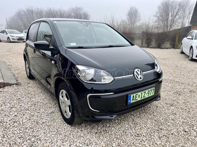 VOLKSWAGEN UP e-Up! CCS. Ülésfűtés. Otthoni hálózati töltő. Type2 töltő