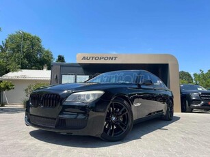 BMW 730d (Automata) 2 ÉV GARANCIA !M SPORT. VEZÉRLÉS/CSAPÁGY CSERÉLVE. NAPFÉNYTETŐ. LOGIC7. SOFTCLOS