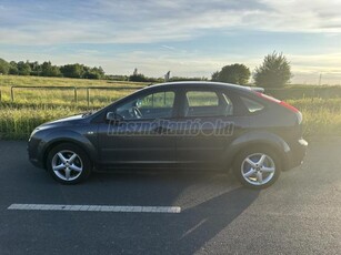 FORD FOCUS 1.4 Trend