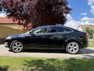 FORD MONDEO EcoBoost Titanium