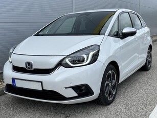 HONDA JAZZ 1.5 i-MMD Hybrid Executive eCVT PEARL EDITION///EXE//NAVI//AUT///DIGITÁLIS SZERVIZTÖRTÉNET////