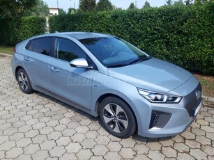 HYUNDAI IONIQ electric Premium (Automata) VEZETETT SZ.KÖNYV !! ÉRVÉNYES GYÁRI GARANCIA !!