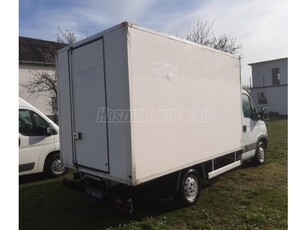 IVECO DAILY 35 S 12 3450 Hűtős