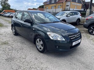 KIA CEE'D 1.4 LX Magyarországon újonnan vásárolt! Garantált 98.0000Km!