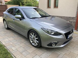 MAZDA 3 2.2 D Revolution Top