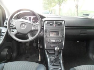 MERCEDES-BENZ B 170 BlueEFFICIENCY SÉRÜLÉSMENTES!AZONNAL VIHETÖ!!!!GARANTÁLT KM!JÉGHIDEG KLIMA!!!!