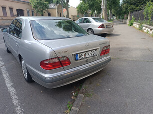 MERCEDES-BENZ E-OSZTÁLY E 200 Kompressor Elegance