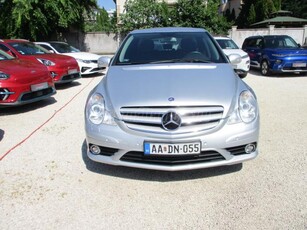 MERCEDES-BENZ R 320 CDI 4Matic (Automata) (6 személyes ) 7 személyes