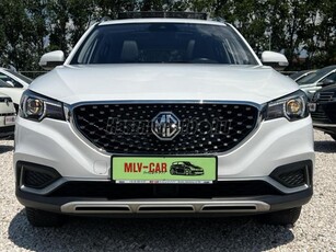 MG ZS EV Luxury / NAPFÉNYTETŐ / BŐR / Ü.FŰTÉS / KORMÁNYFŰTÉS / NAVI / KAMERA!!