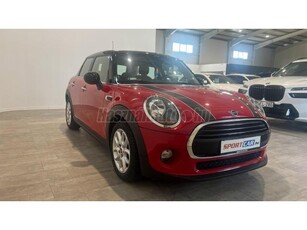 MINI COOPER 1.5DKG Márkaszervizben szervizelt