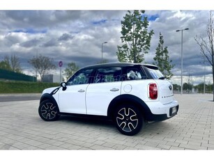 MINI COUNTRYMAN Cooper1.6 (Automata) napfénytető. magyar üzembehelyezés. fix km