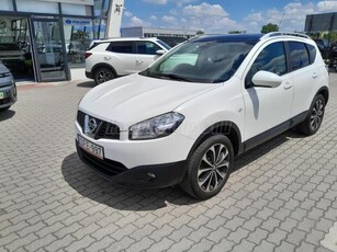 NISSAN QASHQAI 1.6 Tekna KAMERA!PANORÁMA TETŐ!NAVI!TÉLI-NYÁRI KERÉKKEL!