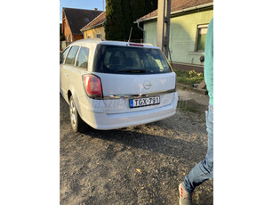 OPEL ASTRA H Caravan 1.4 Essentia Station Wagon