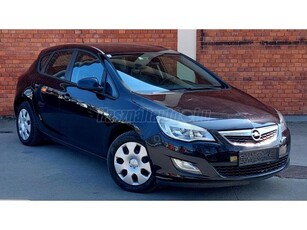 OPEL ASTRA J 1.4 Sport 144000 km. Szervizkönyv. klima. Tolató radar