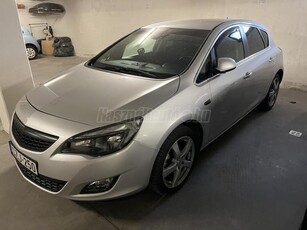 OPEL ASTRA J 1.4 T Cosmo