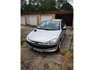 PEUGEOT 206 1.1 X-Design 8530km!!!! Magyarországi! Gyári fényezés!