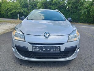 RENAULT MEGANE Grandtour 1.5 dCi Dynamique Friss vezérlés.Nagyszerviz!