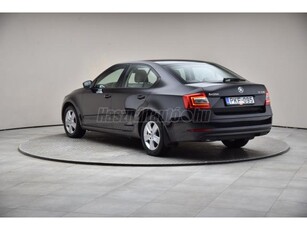 SKODA OCTAVIA 1.6 CR TDI Style MAGYAR 1.TUL-LED-Ü.FŰTÉS-T.RADAR-TEMPOMAT!