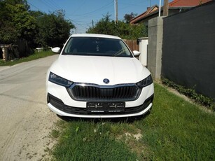 SKODA OCTAVIA 2.0 TDI SCR Ambition 1 tulajos//garanciális//sérülésmentes//kulcs nélküli bejutás//hagnulatvilágítás/