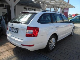 SKODA OCTAVIA Combi 1.6 CR TDI Ambition Magyarországi!