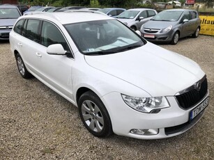 SKODA SUPERB 1.6 CR TDI Elegance Szép. megkímélt autó