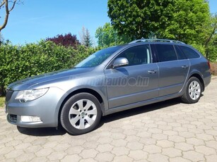 SKODA SUPERB Combi 1.4 TSI Elegance VEZETETT SZERVÍZKÖNYV ! MEGKÍMÉLT !