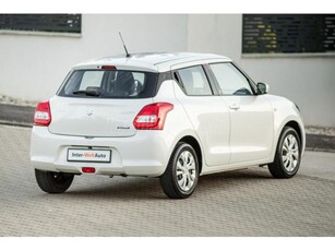 SUZUKI SWIFT 1.2 Dualjet Hybrid GL GYÁRI FÉNYEZÉS GYÁRI ALLAPOT NAVIGÁCIÓ TOLATÓKAMERA HYBRID VÉGIG SZERVIZELT LEI