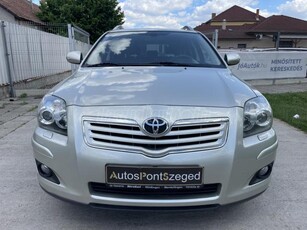 TOYOTA AVENSIS Wagon 1.8 Sol Plus // Facelift // Klíma // Vonóhorog // Ülésfűtés // Tolató radar //