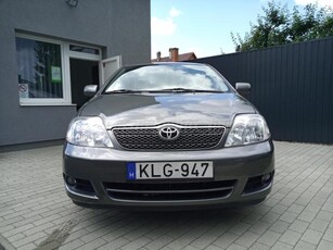 TOYOTA COROLLA Sedan 1.4 221eKm! Magyaroszági! Első tulajtól! Szép állapotban!