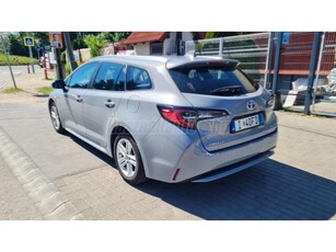 TOYOTA COROLLA Touring Sports 1.8 Hybrid Executive e-CVT LED KAMERA TÁVTARTÓ SÁVTARTÓ ALUFELNI