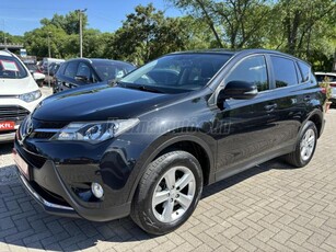 TOYOTA RAV 4 Rav4 2.0 D-4D 2WD Style Megkímélt állapotban!!