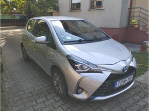 TOYOTA YARIS NHP30L 1.5 Hibrid