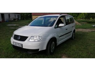 VOLKSWAGEN TOURAN 1.6