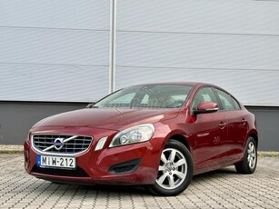 VOLVO S60 2.0 D [D4] Kinetic Magyar! Szervizkönyves! Nagyszervizek Elvégezve!