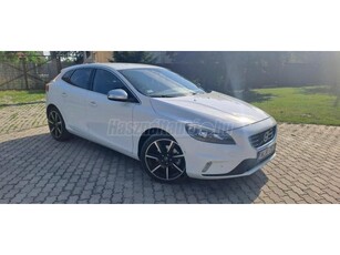 VOLVO V40 1.6 T3 Jó álapot hibakód mentes új gumikkal