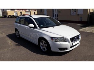 VOLVO V50 1.6 D [D2]