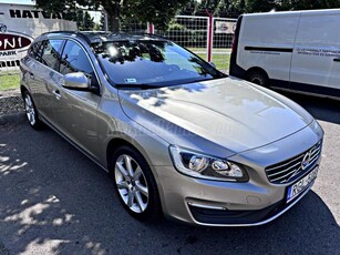 VOLVO V60 2.0 D [D4] Momentum D4 Momentum