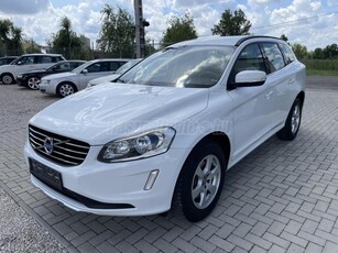 VOLVO XC60 2.0 D [D4] Momentum Geartronic FWD GYÁRI FÉNYEZÉS.NAVIGÁCIÓ.TEMPOMAT