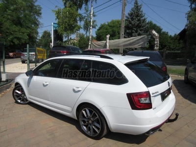 SKODA OCTAVIA Combi 2.0 CR TDI SCR RS 4x4 DSG7 NAVI/KAMERA/ALCANTARA/MEGKÍMÉLT/SZERVIZKÖNYV/BIXENON/KEY-LESS GO/