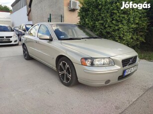 Volvo S60 2.4 D5 Summum Geartronic Nagyon szép...