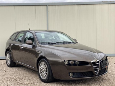 ALFA ROMEO 159 SW 1.9 JTD 8V Progression Rozsdamentes/ 2 tulajdonos/Klíma/Multikormány/Friss műszaki vizsga