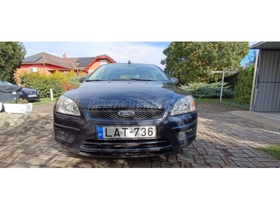 FORD FOCUS 1.6 Collection