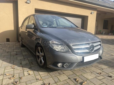 MERCEDES-BENZ B 180 CDI BlueEFFICIENCY