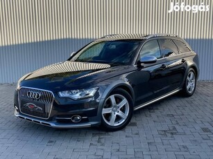 AUDI A6 Allroad 3.0 V6 TDI quattro S-tronic NAV...