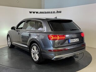 Eladó Audi Q7