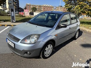 Ford Fiesta 1.3 Fresh Plus valos 166 klimás