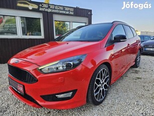 Ford Focus 1.5 Ecoboost ST-Line Red (Automata)...