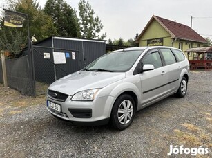 Ford Focus 1.6 Collection Rozsdamentes! Valós KM!